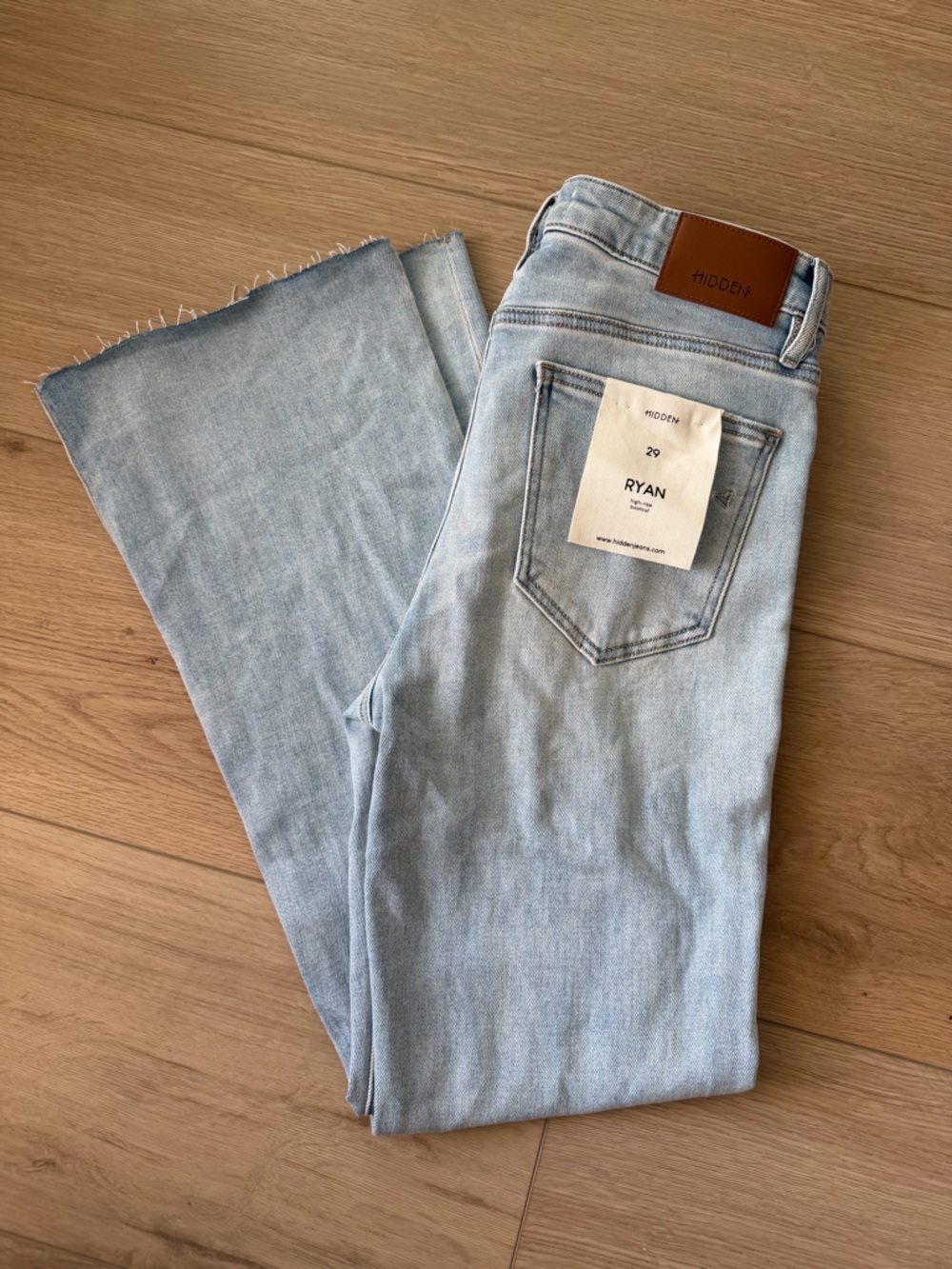 HIDDEN Ryan Light Blue Women’s Boot Cut Jeans SIZE 29